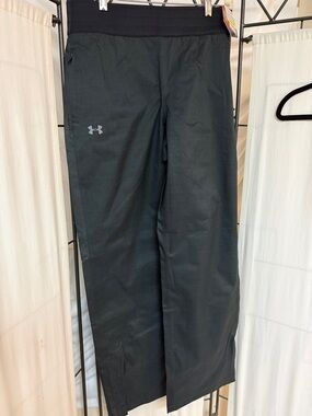 Under Armour Black Wide-Leg winter cool gear.